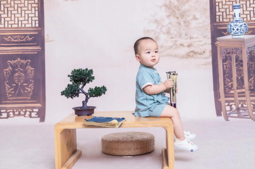 唐山宝宝汗毛重怎么办